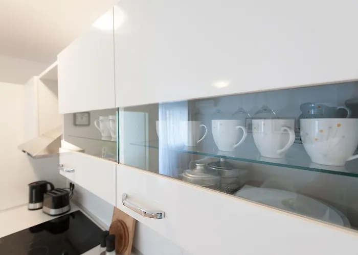 Charming Maraska 자다르