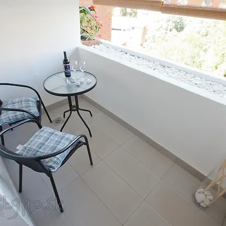 Charming Maraska Apartament
